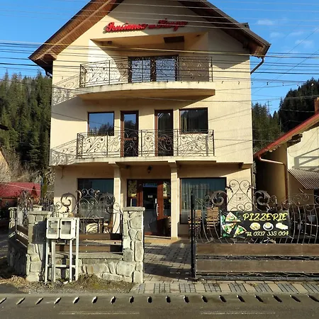 Guest house Pizza House